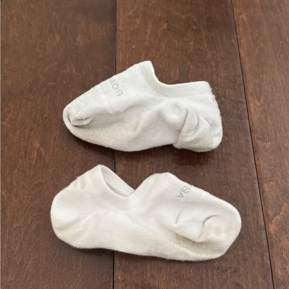 White womens bombas Socks